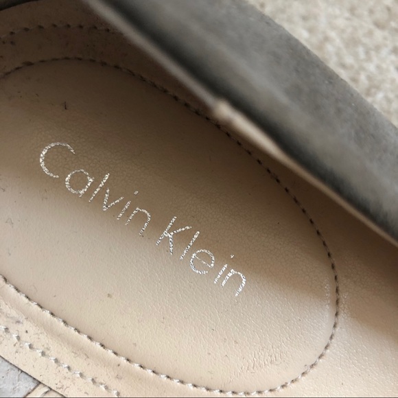 Calvin Klein Yanna Wedge Heels Gray Suede 13 NEW - Picture 4 of 8